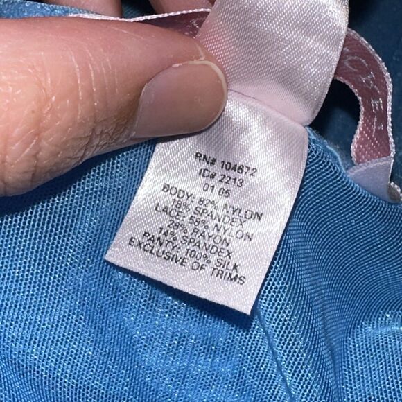 Victoria’s Secret Women’s Blue Lace Teddy Lingerie Size Medium - Picture 5 of 5